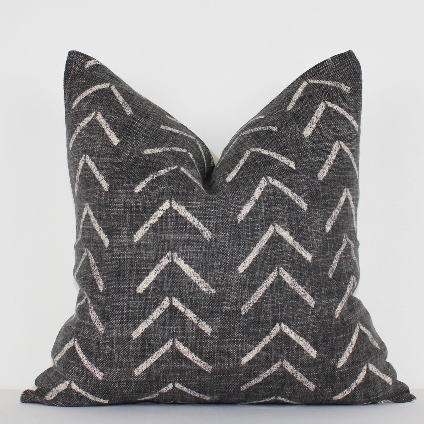 Onyx Pillow Cover